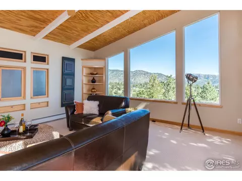 49 Cliffhanger Dr, Boulder, CO 80302 photo 4