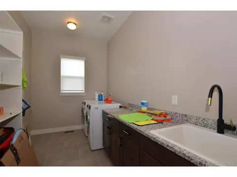 8140 S Kellerman Cir, Aurora, CO 80016 photo 30
