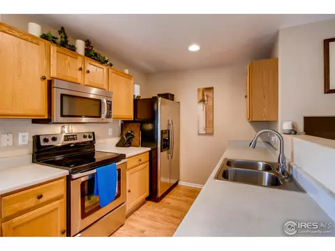 10129 Eudora Ct, Thornton, CO 80229 photo 9