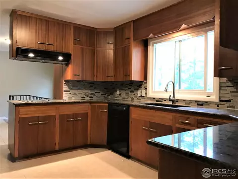 109 Juniper Dr, Sterling, CO 80751 photo 2