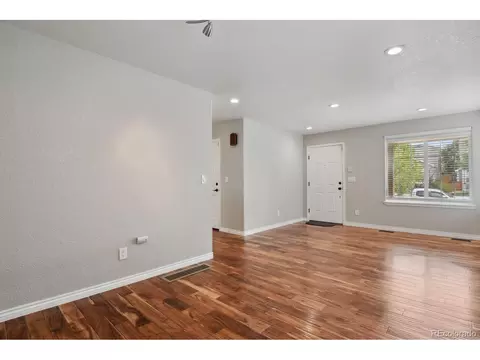 20983 E 40th Pl, Denver, CO 80249 photo 6