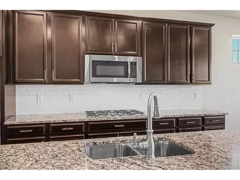 Kitchen - 14860 Rosemary Way, Thornton, CO 80602 photo 5 of 6
