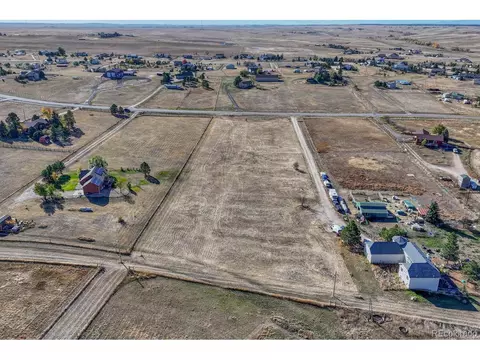 7451 Sun Country Dr, Elizabeth, CO 80107
