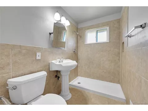 426 Kenton St, Aurora, CO 80010 photo 13