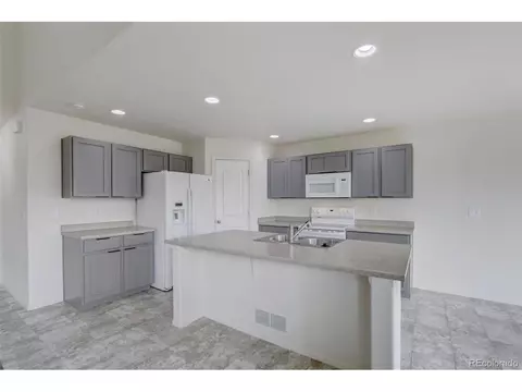 2115 Reliance Dr, Windsor, CO 80550 photo 8