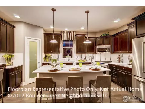 9281 59th Pl, Denver, CO 80239 photo 4