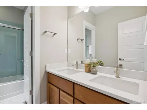 8602 E 55th Ave, Denver, CO 80238 photo 25