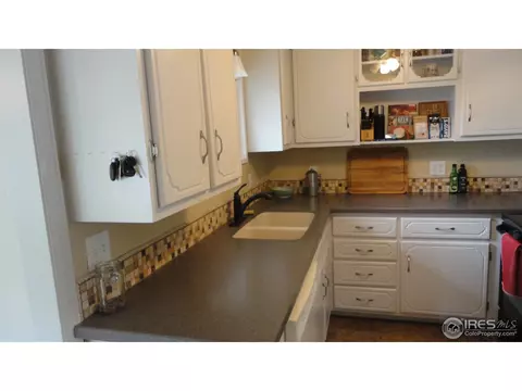 1075 6th St, Berthoud, CO 80513 photo 10