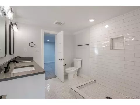 4601 E 26th Ave, Denver, CO 80207 photo 30