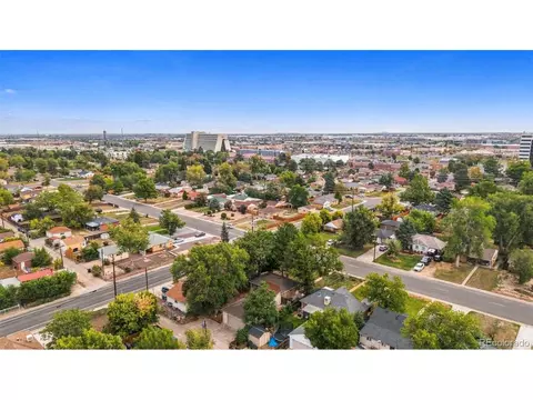 View/Area - 3395 N Oneida St, Denver, CO 80207 photo 4 of 7