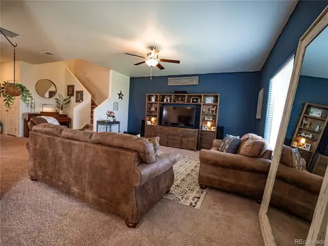 47532 Lilac Ave, Bennett, CO 80102 photo 3