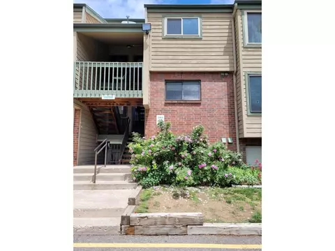 3696 S Depew St #203, Lakewood, CO 80235