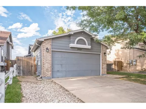 20681 E Scott Cir, Denver, CO 80249 photo 2