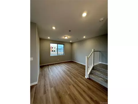 27602 E 1st Ave, Aurora, CO 80018 photo 6