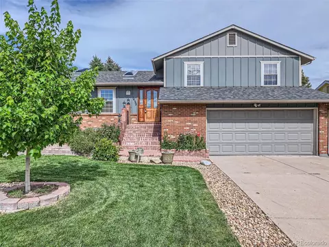 1422 S Chambers Cir, Aurora, CO 80012