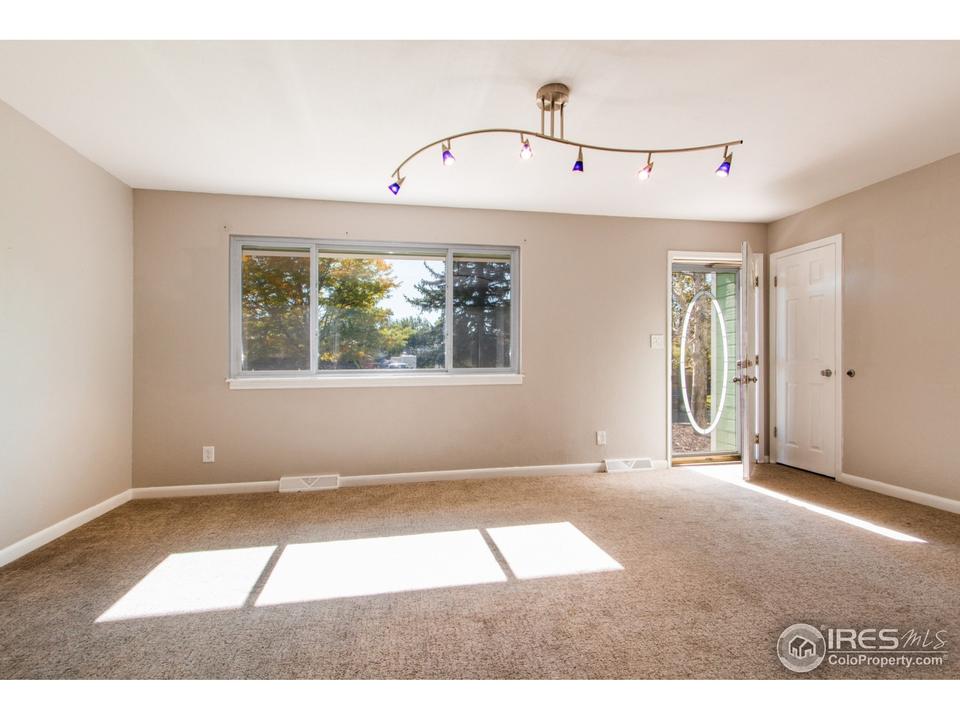  8251 Clemson Ln, Westminster, CO 80031 photo 6