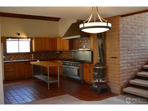 250 S Peak Rd, Boulder, CO 80302 photo 8
