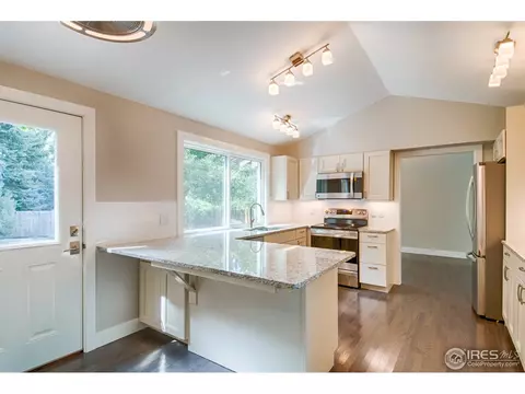 6898 Harvest Rd, Boulder, CO 80301 photo 13