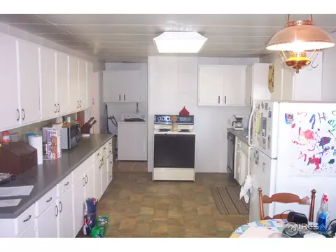 622 E 2nd Ave, Otis, CO 80743 photo 4