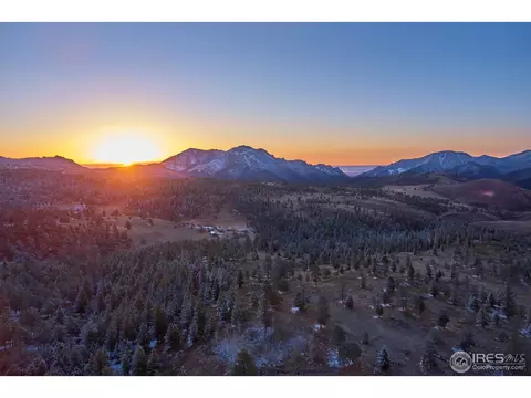 8569 Flagstaff Rd, Boulder, CO 80302 photo 4