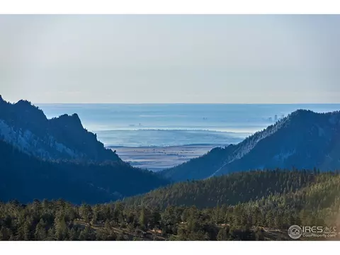 8569 Flagstaff Rd, Boulder, CO 80302 photo 2