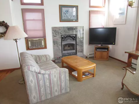 804 E County Road 8, Berthoud, CO 80513 photo 10