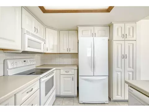 Kitchen - 2995 E 133rd Cir, Thornton, CO 80241 photo 2 of 2