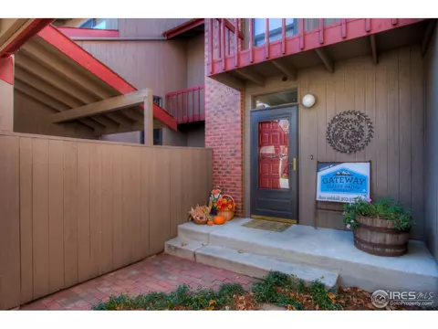 1555 48th St, Boulder, CO 80303 photo 2