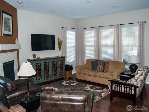 2037 Vineyard Dr, Windsor, CO 80550 photo 2