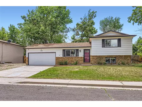 229 Ranae Dr, Loveland, CO 80537