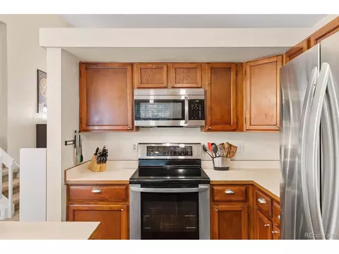 Kitchen - 20490 E 45th Ave, Denver, CO 80249 photo 5 of 6