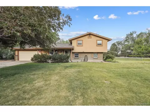 5200 Gladiola St, Arvada, CO 80002