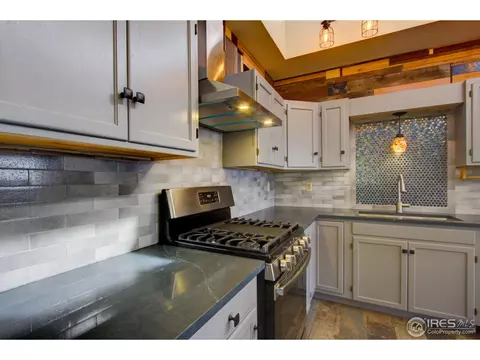 911 Silver Sage Ln, Lyons, CO 80540 photo 11