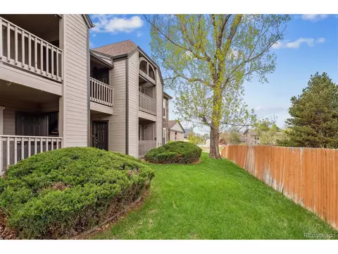 9293 E Arbor Cir #F, Englewood, CO 80111