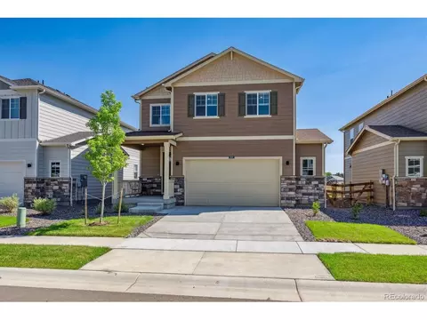 4880 Lynxes Way, Johnstown, CO 80534