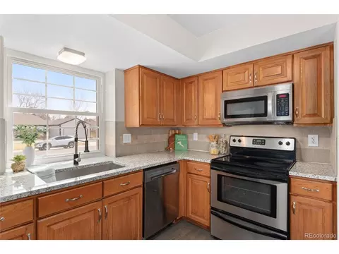 Kitchen - 17452 E Progress Dr, Centennial, CO 80015 photo 3 of 3