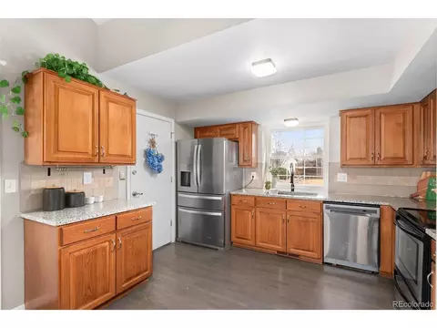 Kitchen - 17452 E Progress Dr, Centennial, CO 80015 photo 2 of 3