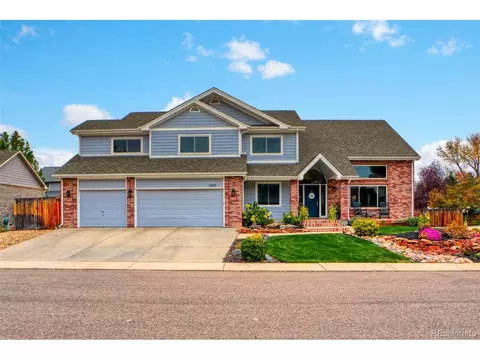2420 Mapleton Cir, Longmont, CO 80503 photo 2