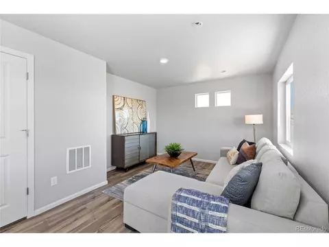 46593 Sunflower Ln, Bennett, CO 80102 photo 15