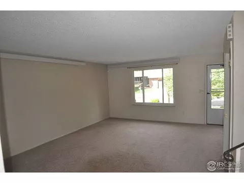2264 S Eagle St, Aurora, CO 80014 photo 4