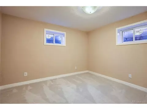 3652 S Grape St, Denver, CO 80237 photo 22