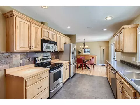 3652 S Grape St, Denver, CO 80237 photo 10