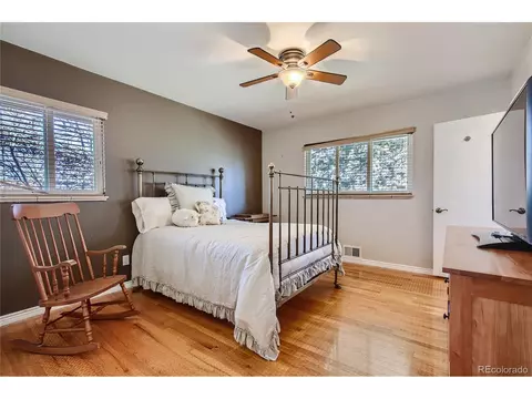 3652 S Grape St, Denver, CO 80237 photo 12