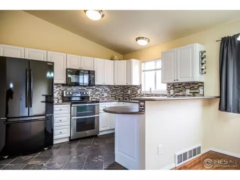 401 Cherry Ct, Ault, CO 80610 photo 4