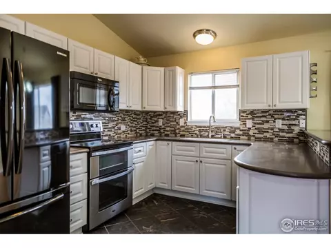401 Cherry Ct, Ault, CO 80610 photo 5