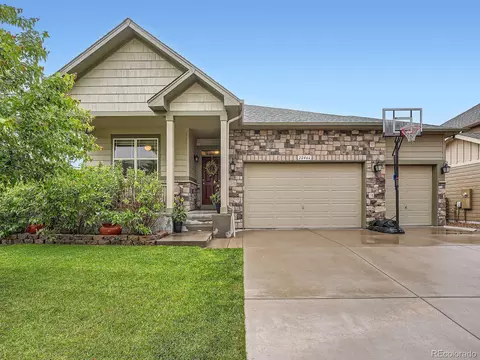 22466 E Layton Cir, Aurora, CO 80015