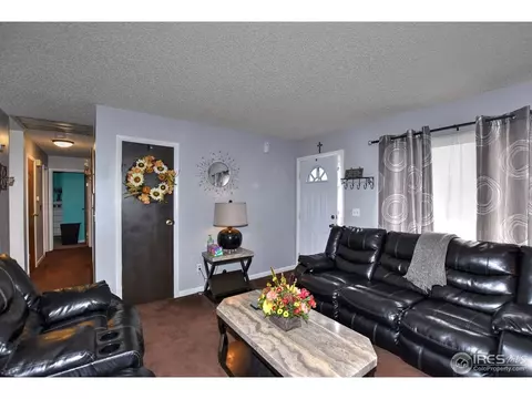 1607 39th St, Evans, CO 80620 photo 3