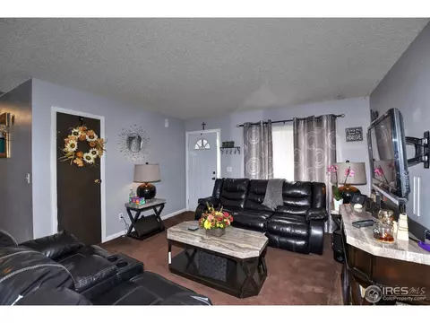 1607 39th St, Evans, CO 80620 photo 5