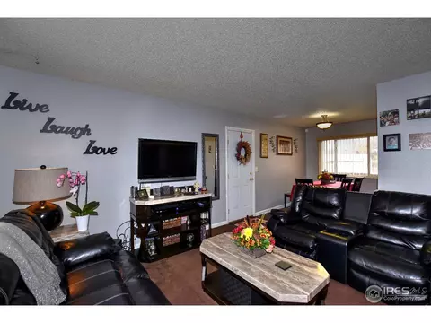 1607 39th St, Evans, CO 80620 photo 2