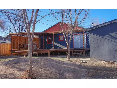 511 E 5th St, Walsenburg, CO 81089 photo 4